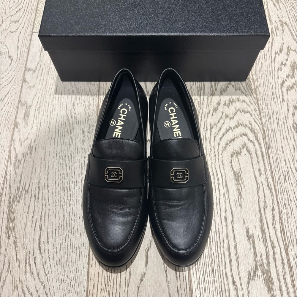 CHANEL women’s  Black Leather Slip-On Loafers - Picture 3 of 10